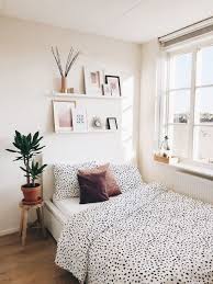 The Best College Apartment Bedroom Decor Ideas Apartment Bedroom Decor Apartment Decorating College Bedroom Small Room Bedroom