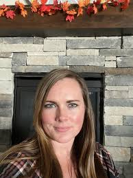 April Dreher's Instagram, Twitter & Facebook