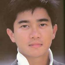 校門外-歌詞-陳百強(Danny Chan)-KKBOX