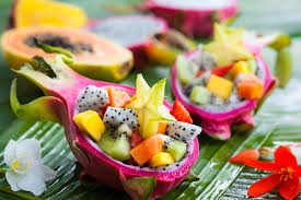 Salade De Pitaya En Sirop De Pandan En 2020 Salade De Fruits Recette Thailandaise Salade