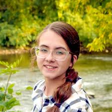 Valerie Ridenour's Instagram, Twitter & Facebook