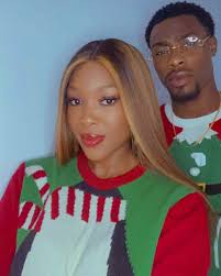 VeeNeo shippers how market 😍✨