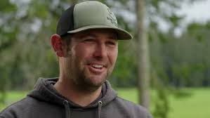 Benjamin Connell's Instagram, Twitter & Facebook