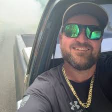 Matthew Doerr (@matthew.doerr.33) • Facebook