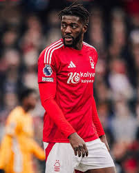 🔴 NOTRE COLOSSE MILIEU DE...