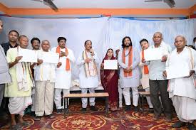 मुख्यमंत्री श्री विष्णु देव साय ने आज सुशासन तिहार के तहत आरंग विकासखण्ड के ग्राम  कोसरंगी पहुंचकर ग्रामीण विकास और जनकल्याणकारी योजनाओं ...