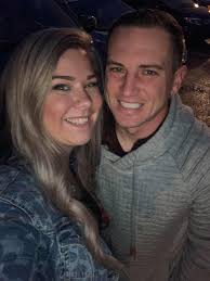 Couple gets engaged in Falls Park