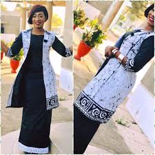Si pinterest est une importante source d'inspiration pour moi (je peux y passer des heures à parcourir les nombreux tableaux et pins sur des modèles wax), la . Cc C Est Vraiment Parfait Latest African Fashion Dresses African Fashion Modern Long African Dresses