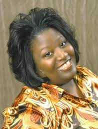 Dena Smith's Instagram, Twitter & Facebook