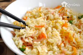 Aprende a preparar el arroz tres delicias estilo chino con la thermomix y disfruta de este plato casero y rápido de hacer que apenas engorda. Arroz Tres Delicias Receta Oriental Recetinas