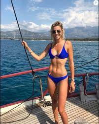 Representing the region of languedoc, she succeeded cindy fabre as the 77th miss france on 3 december 2005. Alexandra Rosenfeld Miss France 2006 En Vacances En Corse Instagram 10 Juillet 2018 Purepeople