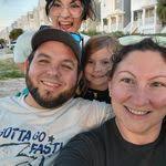 Justin Bolding's Instagram, Twitter & Facebook