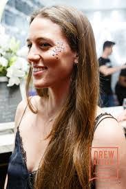 Tara Brant's Instagram, Twitter & Facebook