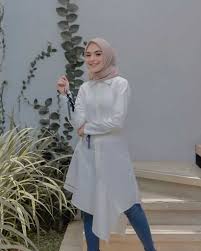 Kleiboeker81840 wednesday, august 4, 2021 Tips Mix And Match Dengan Tunic Kekinian Ala Vebby Palwinta Facetofeet Com