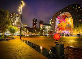 Er zijn daarnaast vrij veel parkeergarages. 15 Closest Hotels To Markthal Rotterdam In Centrum Hotels Com