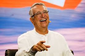 Salinas Pliego pierde 4 mil mdd tras desplome de Elektra