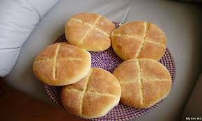 خبز الدار المغربي سهل بالصور Moroccan Bread Bread Recipies Bread