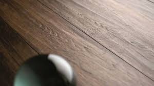 Gres in unico formato di colore nero, grigio e beige. Come Lucidare Il Gres Porcellanato Webtiles