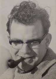 MARIETTE'S BACK TO BASICS: {Our 6 Vintage Tobacco Pipes and Cheroot Holder}