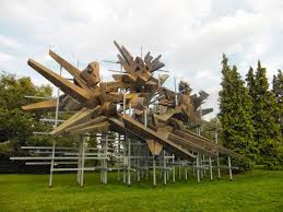 Monumento a la resistencia en cuneo. Monumento A La Resistencia De Los Partisanos 1969 Umberto Mastroianni