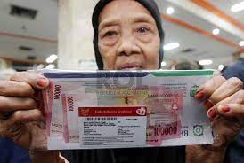 Letak nomor/kode kartu program keluarga harapan (pkh). Kps Bisa Ditukarkan Dengan Kks Republika Online