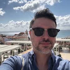 SkySpace: A Place For Friends (Who Miss 2005)