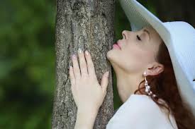 Free outdoor portrait photoshoots available