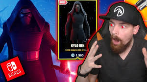 A new achievement added to the game in the files for players who pick up the red lightsaber while wearing the skin. Endlich Kylo Ren Skin In Fortnite Livestream Egowhity Youtube