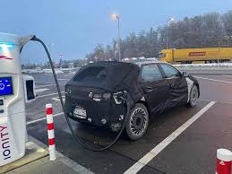 The ioniq 5 (stylized as ioniq 5) is an electric compact crossover suv produced by hyundai. Hyundai Ioniq 5 Charging 1 Korean Car Blog