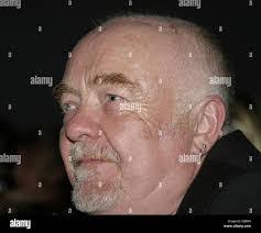 Alfredo Vara's Instagram, Twitter & Facebook