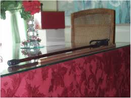 Man invents stick to help him push the elevator buttons