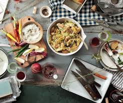 Common dinner party etiquette for guests is to bring wine as a gift for the host. How To Host A Potluck Dinner Party Diy Home Improvement