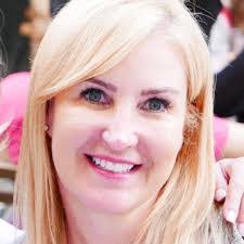 Lana Jacobson's Instagram, Twitter & Facebook