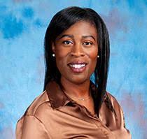 Stephanie Blackett's Instagram, Twitter & Facebook