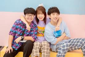 Han sara, trang thông tin chính thức về nhạc han sara, toàn bộ bài hát mới nhất đầy đủ video clip năm 2020, han sara trở lại hình ảnh trưởng thành và quyến rũ hơn trong let me go (ft. He Lá»™ Dan Diá»…n Vien Trong Dá»± An Web Drama Couple Cá»§a Han Sara Tung Maru Táº¡p Chi Ä'iá»‡n Tá»­ Ttv