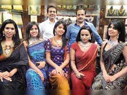 Read patient reviews, opd fee, and schedule and book appointment online on credihealth. Rathod Jewellers Mirchi Queen Bee 2012 Declares Its 14 Finalists In Pune Events Movie News Times Of India
