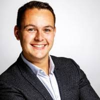 Alex Maus's Instagram, Twitter & Facebook