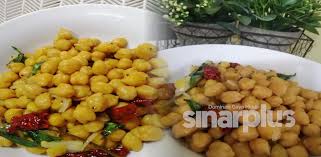 Untuk jenis sayurnya, kamu bisa masukkan petai untuk melengkapi kacang panjang. Cara Mudah Rebus Kacang Kuda Berempah Gerenti Sedap
