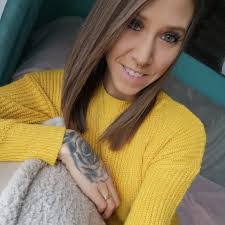 Heidi Laquerre's Instagram, Twitter & Facebook