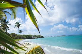 Grenada consists of the island of grenada itself, two smaller islands, carriacou and petite martinique, and several small islands which lie to the north of the main island and are a part of the grenadines. Grenada Prepares To Welcome Back Uk Visitors News Breaking Travel News