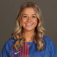 Taylor Hubbard's Instagram, Twitter & Facebook