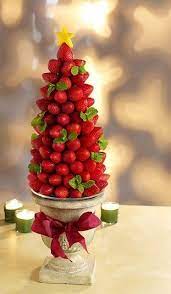Apples and greenery come together for a simple yet elegant christmas ornament tree. Diy Christmas Tree Centerpieces Strawberry Christmas Strawberry Christmas Tree Edible Centerpieces
