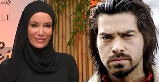 Gamze Ozcelik Ten Eski Esi Ugur Pektas A Sok Hamle Survivor Donusu Ogrendi Ancak izleyicilerin goezuendeki boşluk bir tuerlue dolmamişti.bunun uezerine gamze oezcelik ve ugur pektaş ile yeniden goerueşen yapimci firma olumlu yanit aldi. gamze ozcelik ten eski esi ugur pektas