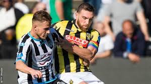 Born 4 july 1987) is a georgian footballer. Guram Kashia Georgia Captain Becomes First Recipient Of Uefa Equalgame Award Bbc Sport