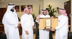 جامعة بيشة جامعة سعودية حكومية تقع في محافظة بيشة التابعة لمنطقة عسير جنوب المملكة العربية السعودية، أنشأت الجامعة بناءً على أمر عبد الله بن عبد العزيز آل سعود في 2 جمادى الآخرة 1435 هـ الموافق 3 أبريل 2014. Ø¬Ø§Ù…Ø¹Ø© Ø·ÙŠØ¨Ø© ÙƒÙ„ÙŠØ© Ø§Ù„Ù‡Ù†Ø¯Ø³Ø© Ø¨Ø¬Ø§Ù…Ø¹Ø© Ø·ÙŠØ¨Ø© ØªØ¹ÙŠØ¯ ØªÙØ¹ÙŠÙ„ Ø§Ù„Ø´Ø±Ø§ÙƒØ© Ù…Ø¹ Ø¬Ø§Ù…Ø¹Ø© ÙˆÙ„Ø§ÙŠØ© Ø¨Ù†Ø³Ù„ÙÙŠÙ†ÙŠØ§ Ø§Ù„Ø£Ù…Ø±ÙŠÙƒÙŠØ©