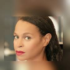 Susanne Conyers's Instagram, Twitter & Facebook