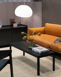 Muuto On Instagram Elegant Shapes Of The Workshop Coffee Table Outline Sofa And Fluid Pendant Lamp Muuto Newperspectives Scandinaviandesign Lagenhet