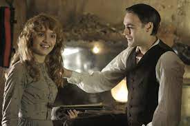 With douglas booth, olivia cooke, sam reid, maría valverde. Bild Zu Olivia Cooke The Limehouse Golem Bild Douglas Booth Olivia Cooke Filmstarts De