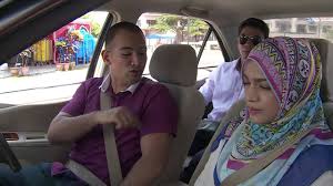 Suamiku encik sotong ialah sebuah siri drama televisyen malaysia 2014 dibintangi oleh sharnaaz ahmad dan amyra rosli. Suamiku Encik Sotong Episod 11 Jom Kita Keluar Sayang Youtube