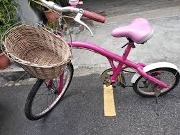 Papa janji nak belikan basikal baru sebab yang lama tu dah kecil & rantai asyik putus je. Korean Big Small Wheel Pink Lady Bicycle 6 Speed Sports Bicycles On Carousell